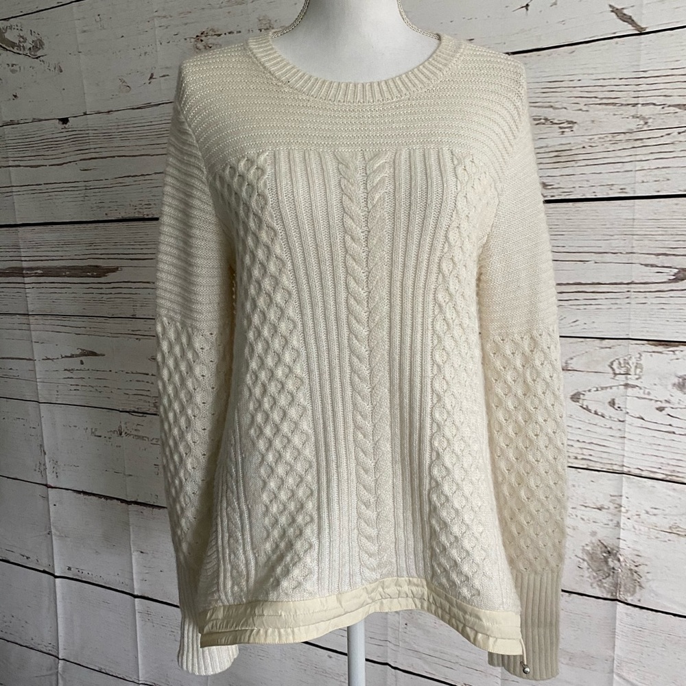 Banana Republic White Wool Sweater